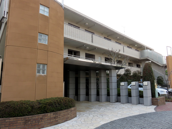 リビオ目白西坂ヒルテラスの外観