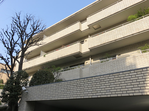 中落合シティハウスの外観