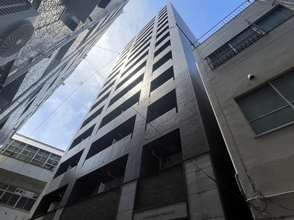 メイクスデザイン新宿の外観