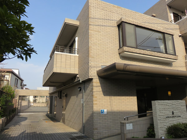 メゾンセゾン落合の外観