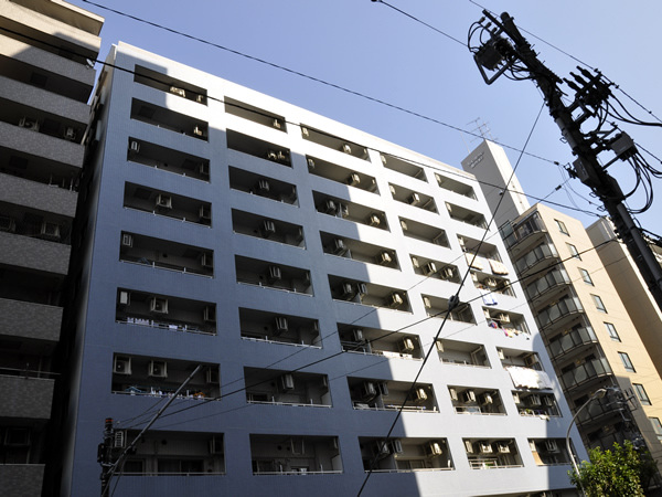 フェリズ横浜公園の外観