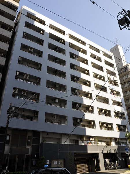 フェリズ横浜公園の外観