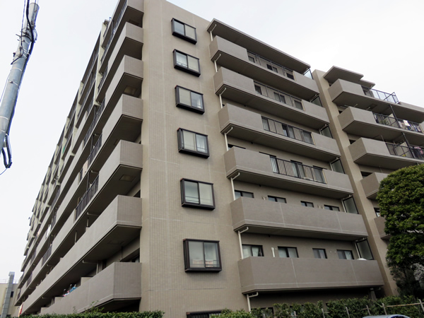 ソフィアすずかけ台ソルフェージュの外観