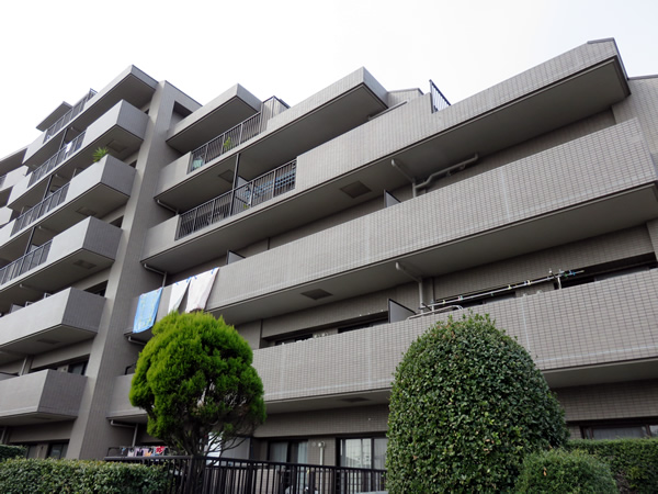 ソフィアすずかけ台ソルフェージュの外観