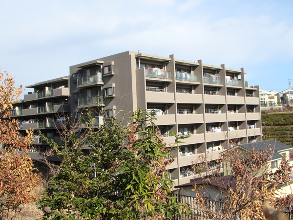 藤和シティホームズ新百合ヶ丘の外観