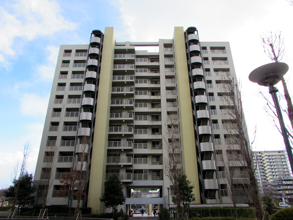 ファインストーリアフラッグコート（Ｆ棟）の外観