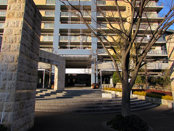 ファインストーリアフラッグコート（Ｆ棟）の外観