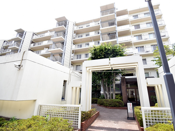 東急ドエルアルス新松戸の外観