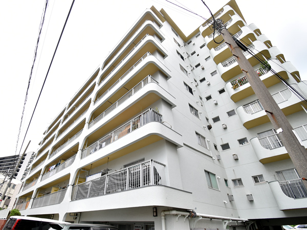 松戸インペリアルの外観