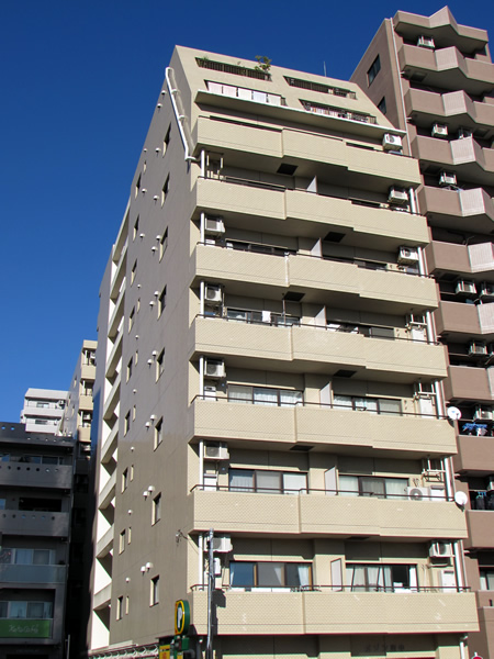 メゾン府中の外観