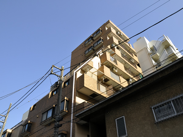 ライオンズマンション関内第3の外観