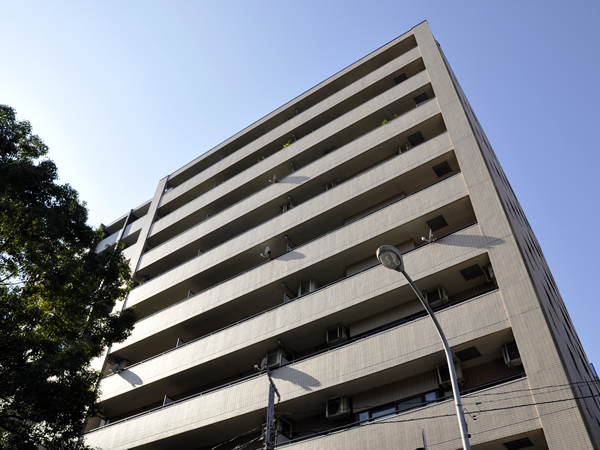 クリオ横浜関内2番館の外観