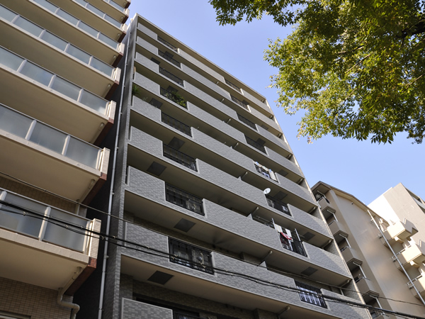 モナーク関内大通り公園前の外観