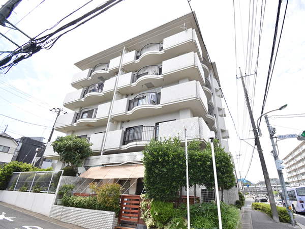 ジョイム新松戸の外観