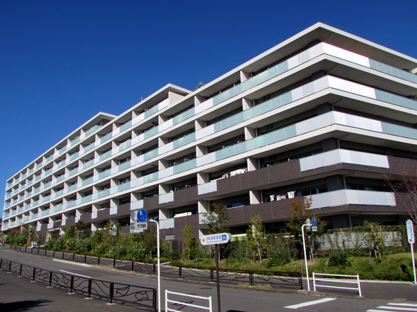 リーフィアレジデンスはるひ野の外観