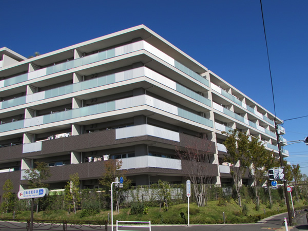 リーフィアレジデンスはるひ野の外観