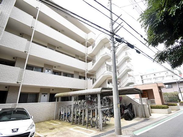 コンファーレ常盤平の外観