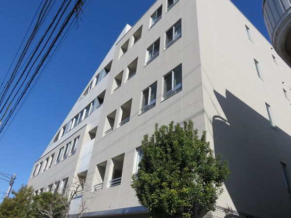 グランドメゾンつくし野の外観