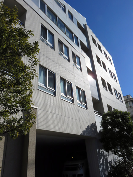 グランドメゾンつくし野の外観