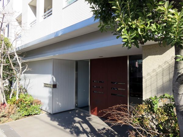 グランドメゾンつくし野の外観