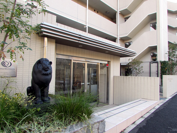 ライオンズ五月台レジデンスの外観