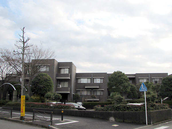 ガーデンテラス五月台の外観