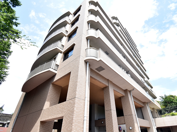 オーベル新松戸の外観