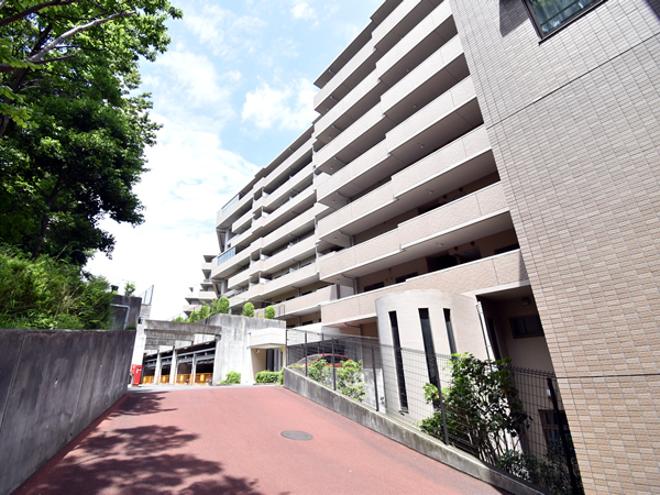 オーベル新松戸の外観