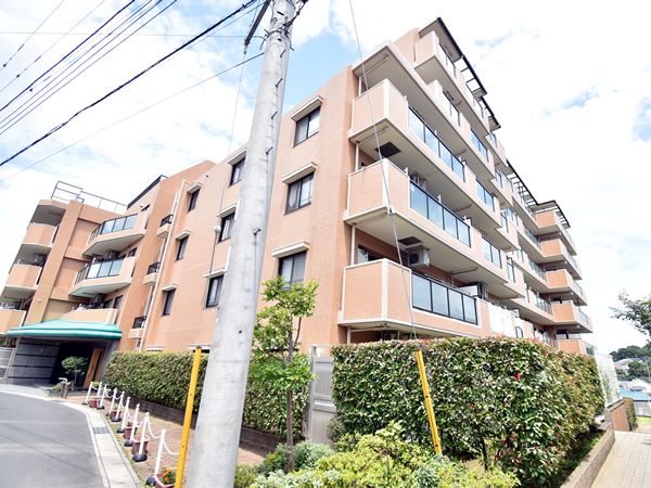 ヴェラハイツ小金グランヒルズの外観