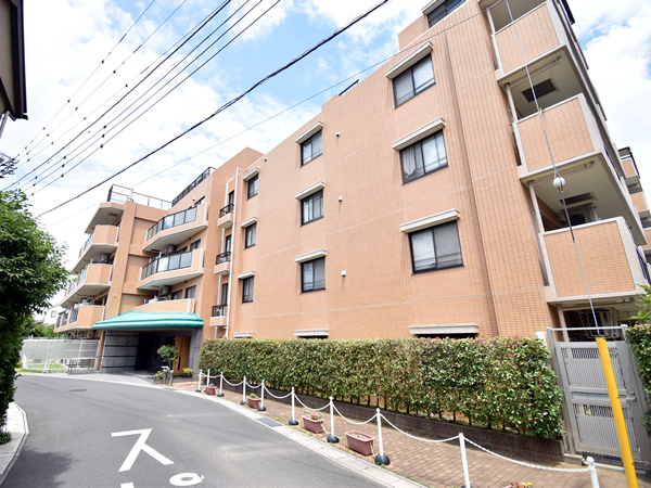 ヴェラハイツ小金グランヒルズの外観