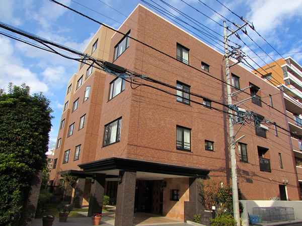 イトーピア多摩永山パークレジデンスの外観