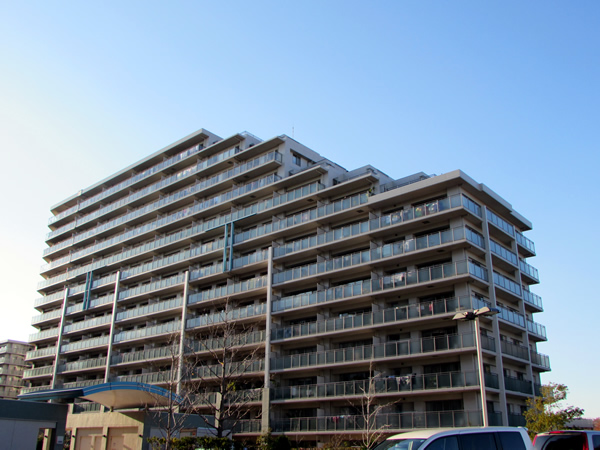 タンタタウンアルボの丘向陽台４番街の外観