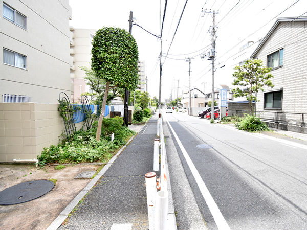 市川ハイツA棟の外観