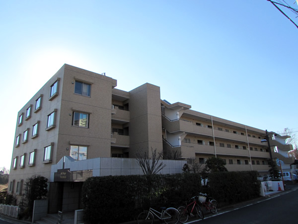 アークステージ若葉台の外観