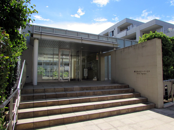 新百合ヶ丘パークハウスヒルズテラスの外観