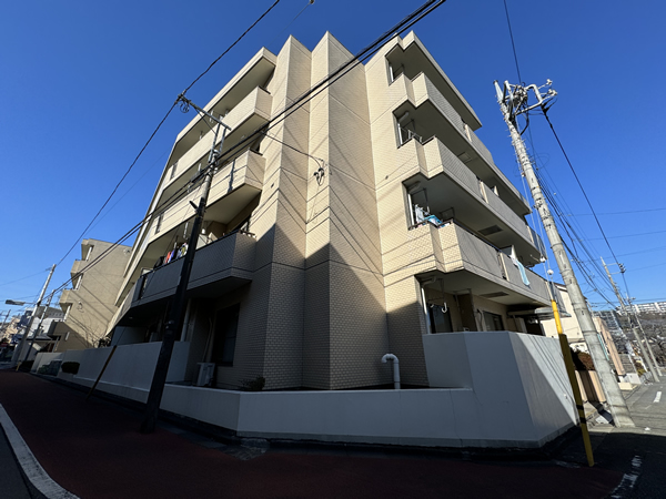 エクレール多摩永山の外観