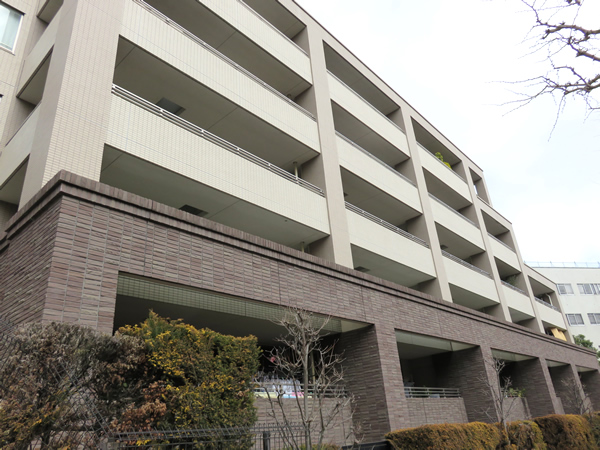 アルス藤が丘ステーショングランデの外観