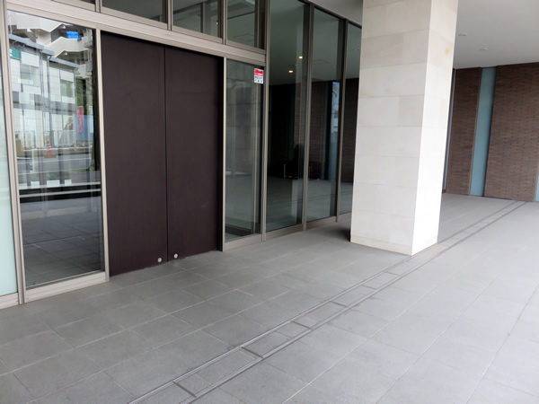 ドレッセ藤が丘の外観