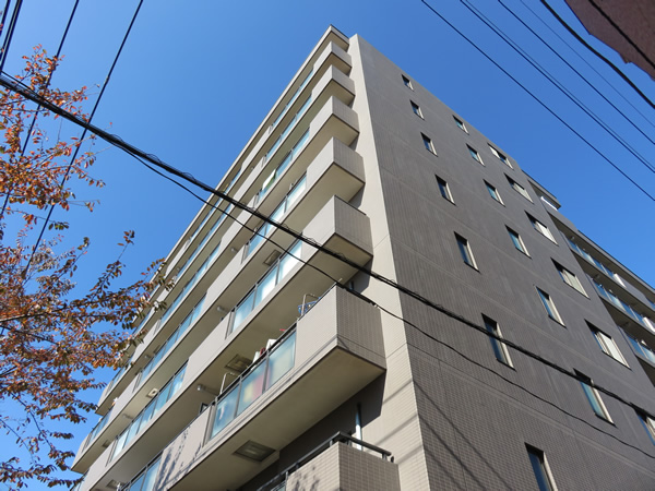 桜ヶ丘駅前ヒルズの外観