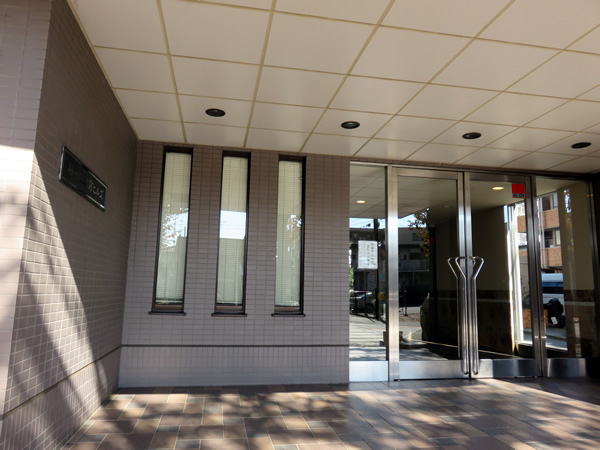 桜ヶ丘駅前ヒルズの外観