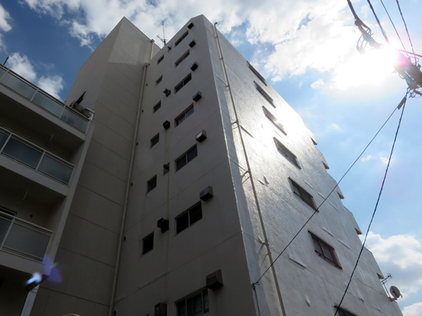 レックス四谷の外観