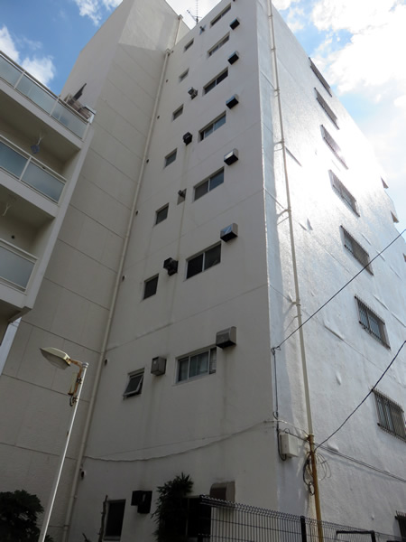 レックス四谷の外観