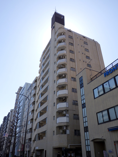 シャンボール白山の外観