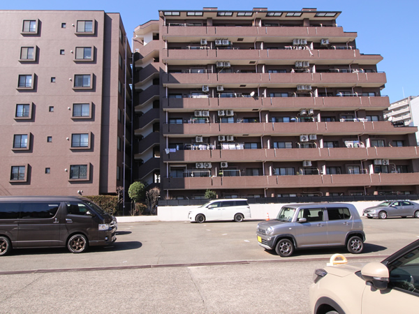 コンフォール清瀬駅前の外観
