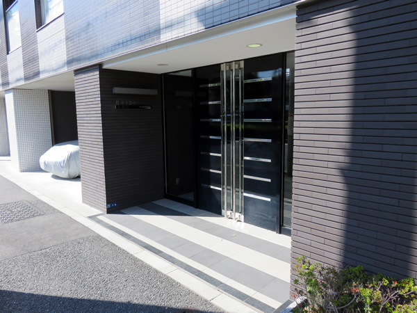 ブライズ高田馬場の外観