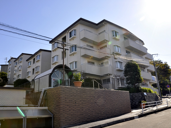 グリーンコーポ篠原第２Ｊ棟の外観