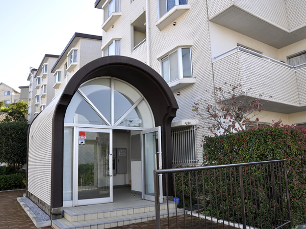 グリーンコーポ篠原第２Ｊ棟の外観