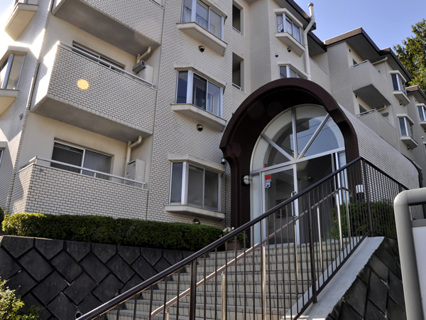 グリーンコーポ篠原第2F棟の外観