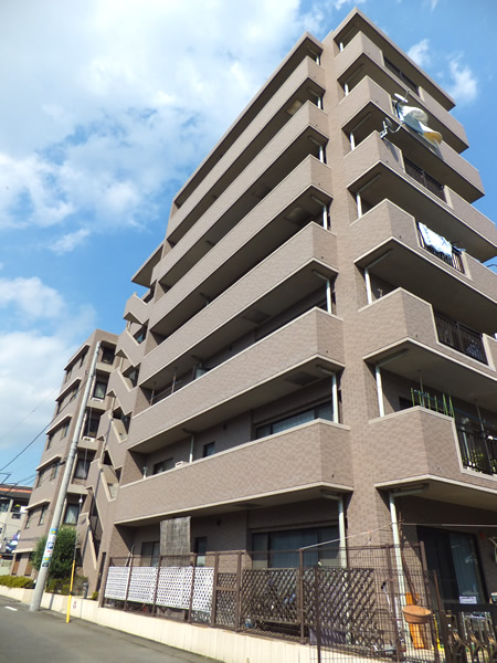 オセアンあざみ野イーストの外観