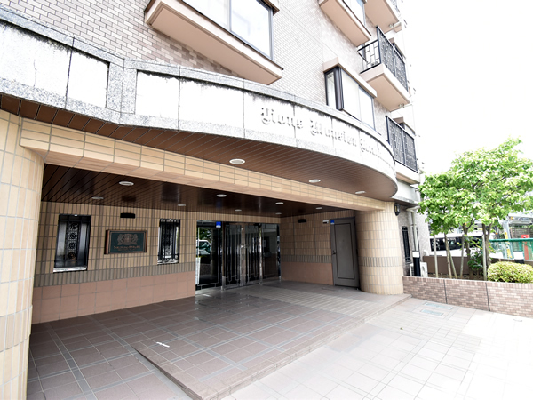 ライオンズマンション原木中山第3の外観